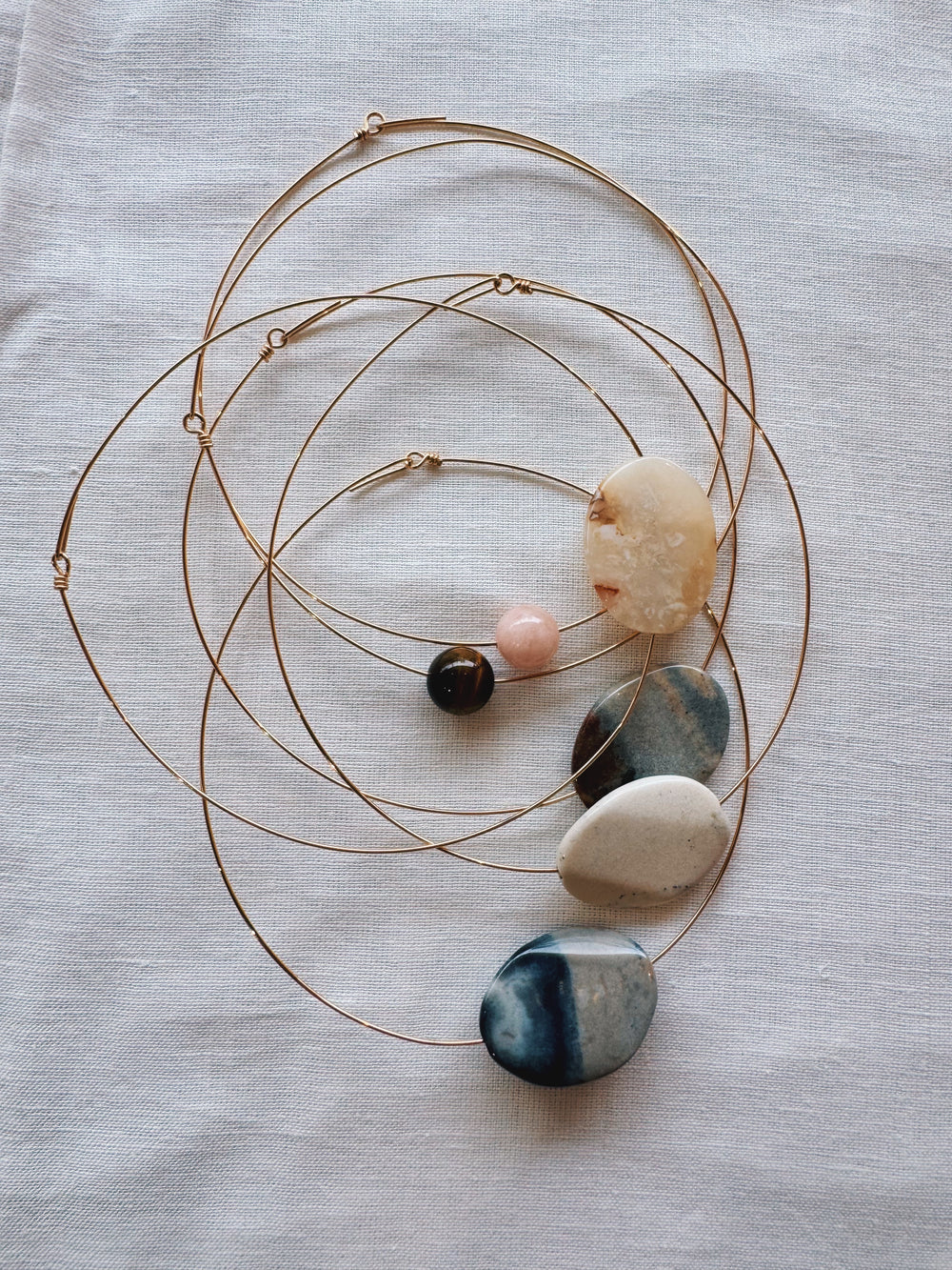 athena & co gem collar necklace gold slate